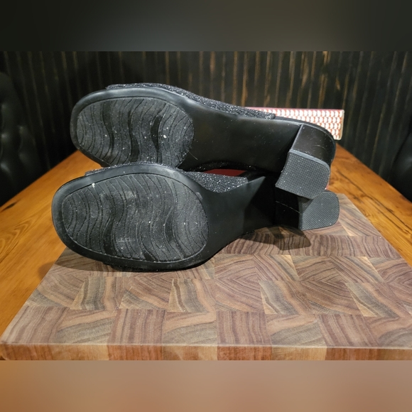 Sparkly Black Cocktail Heels size 8.5 - Picture 3 of 4